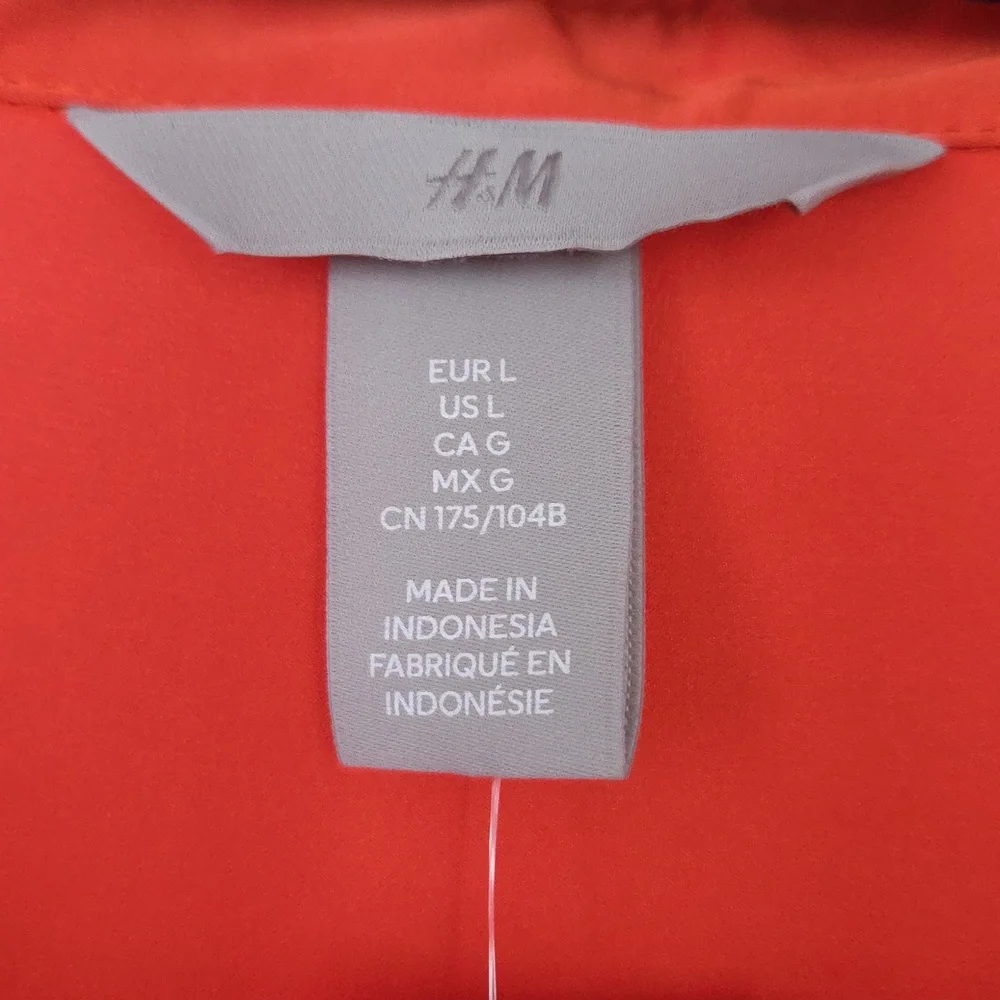 NWT H&M V-Neck Button-Up Blouse, Orange, Size L - Picture 8 of 15